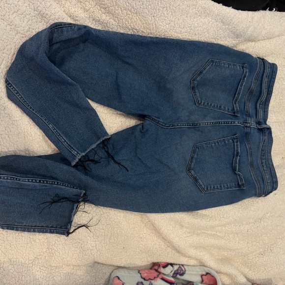 Old Navy Rockstar Super skinny jeans - Picture 3 of 3